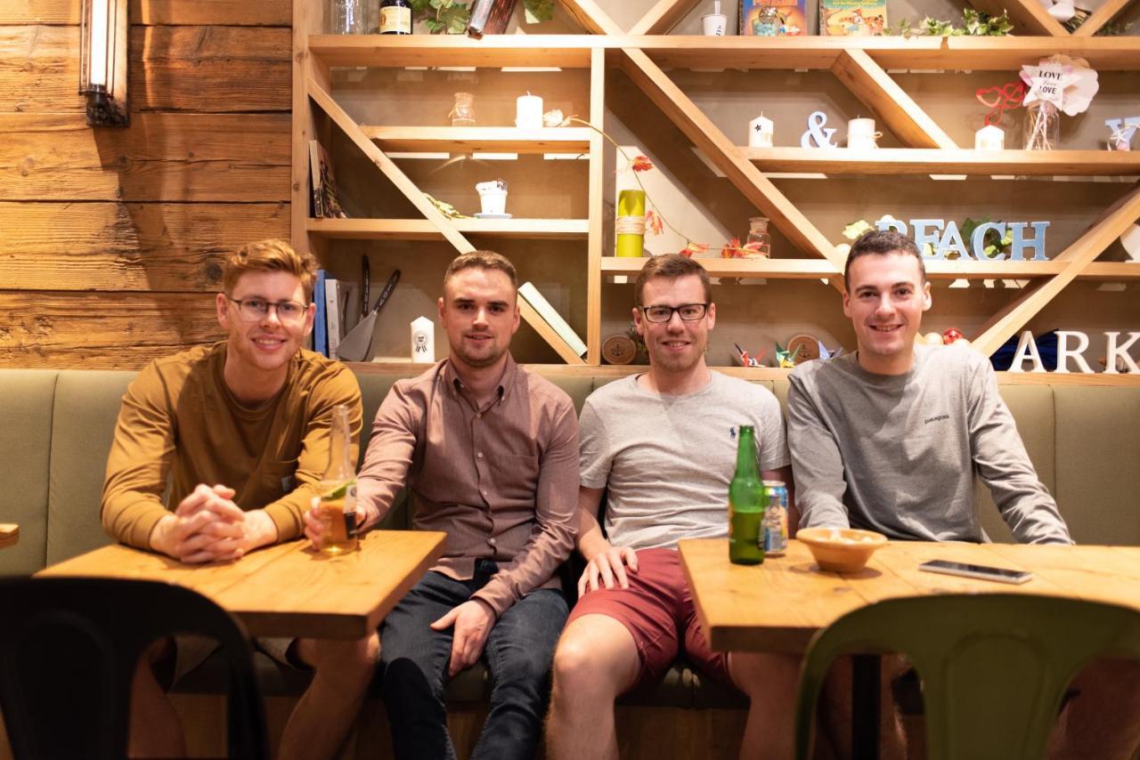 Ark Hostel Osaka Eksteriør billede